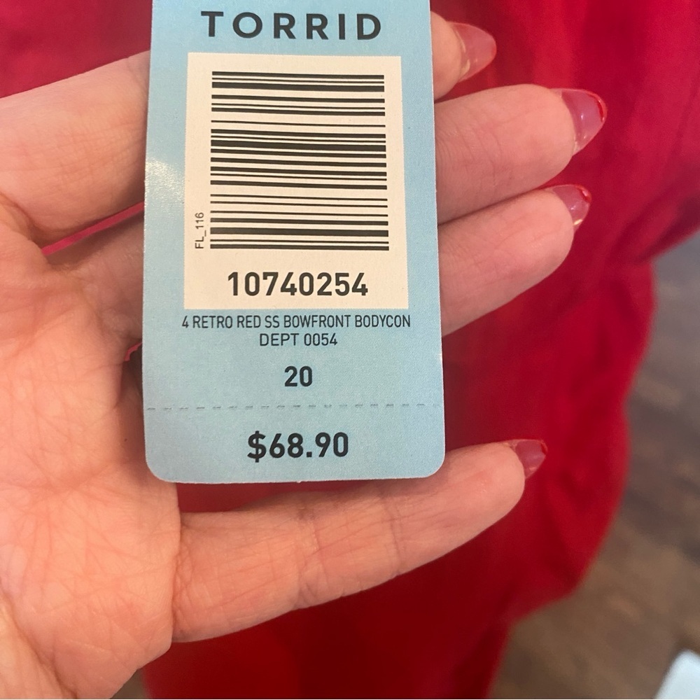 Torrid Retro Red Bow Front Bodycon Midi Dress Size 20 NWT - Picture 5 of 7